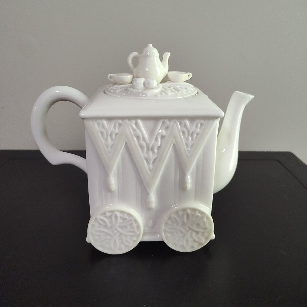 Lenox Butler's Pantry Tea Cart Porcelain Teapot